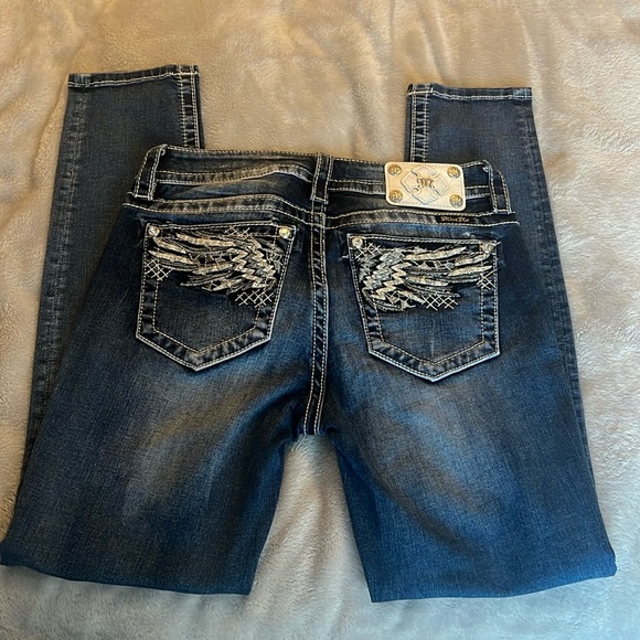 Miss Me Jeans - Picture 1 of 7
